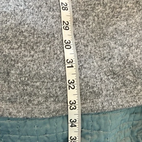 Daytrip size Large Black, gold, grey cardigan. Dolman sleeve, cocoon sty…​​​​ - Picture 4 of 6